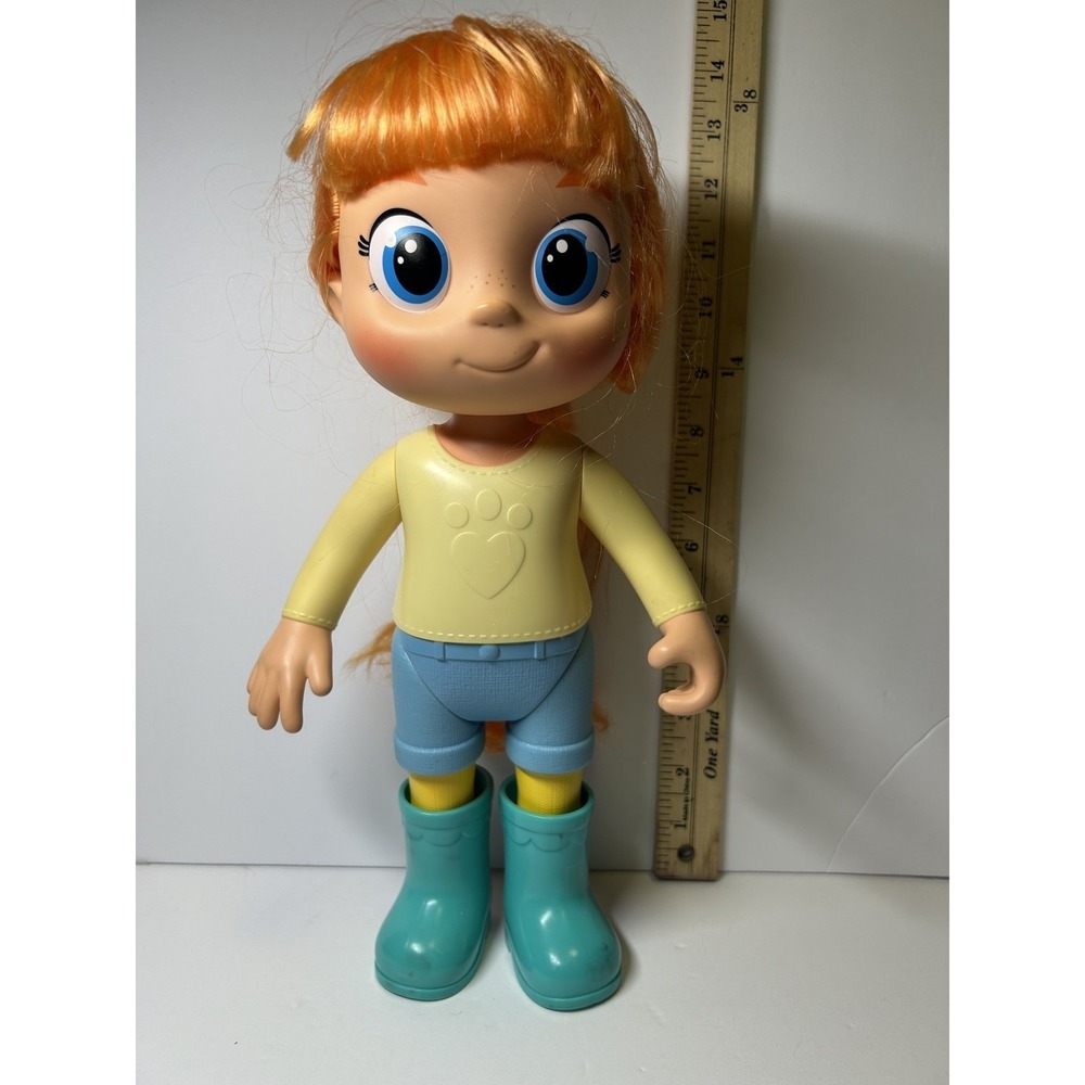 Spin Master Vida the Vet Doll Rain Boots 12" Tall Play Doll